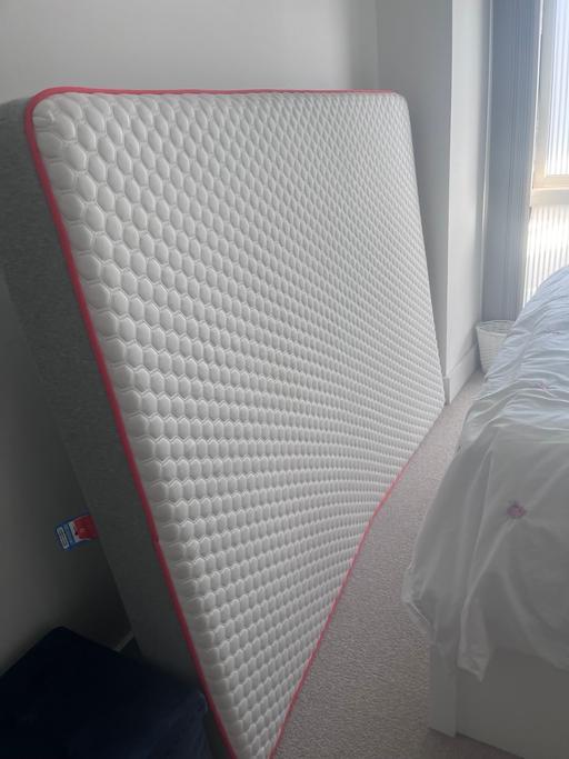 Buy & Sell Westferry East London - Photos for Octasmart Hybrid Mattress