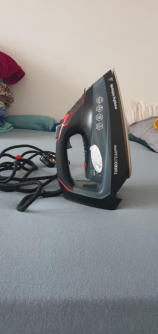 Buy & Sell Maryland East London - Photos for Morphy Richards Turbosteam Pro Digital Iron -