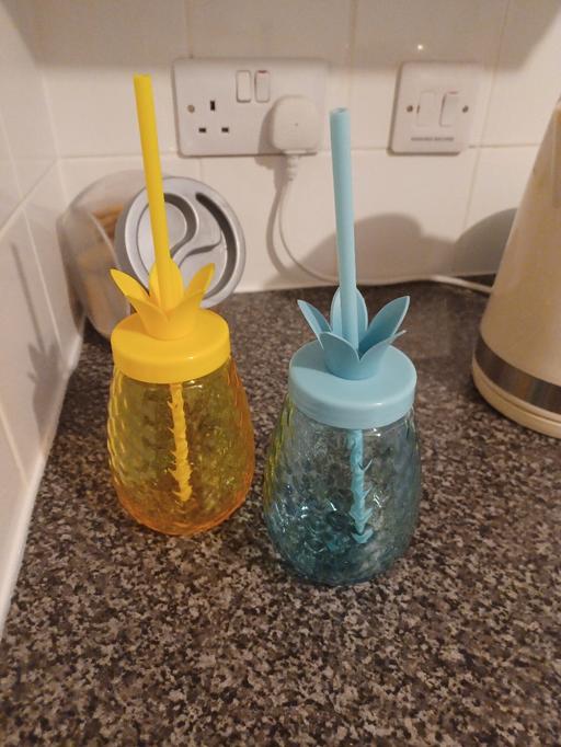 Buy & Sell Eckington North East Derbyshire - Photos for 2 x plastic cups with screw on lids