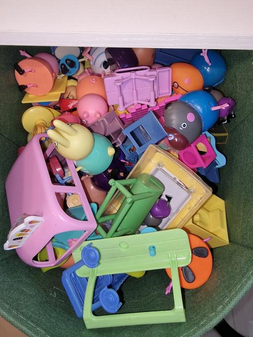 Buy & Sell Upton Dorset - Photos for peppa pig bundle