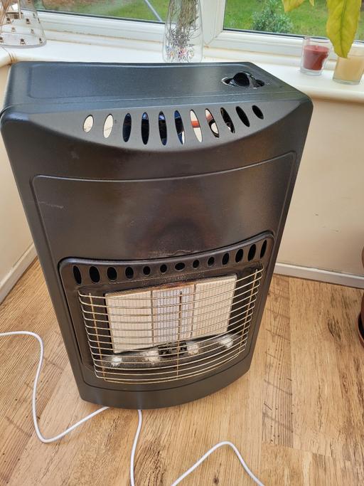 Buy & Sell Essington South Staffordshire - Photos for calor gas fire with bottle