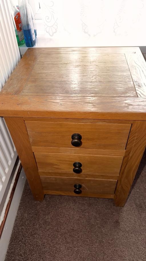 Buy & Sell East Ham East London - Photos for Small bedside draw