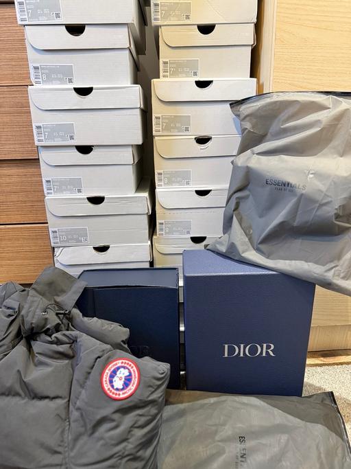 Buy & Sell Leyton East London - Photos for Canada Goose Coat