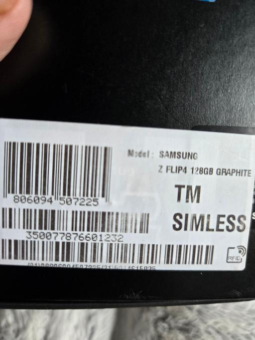 Buy & Sell Oadby and Wigston Leicestershire - Photos for galaxy z flip 4 phone