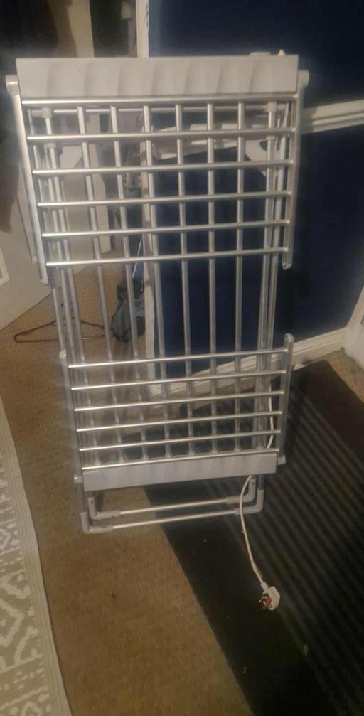 Buy & Sell Leedon Central Bedfordshire - Photos for heated driying rail