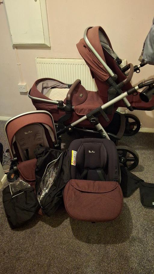 Buy & Sell Romford Havering - Photos for silver cross double pram - claret