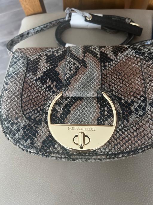 Buy & Sell Chigwell Epping Forest - Photos for Paul costelloe handbag
