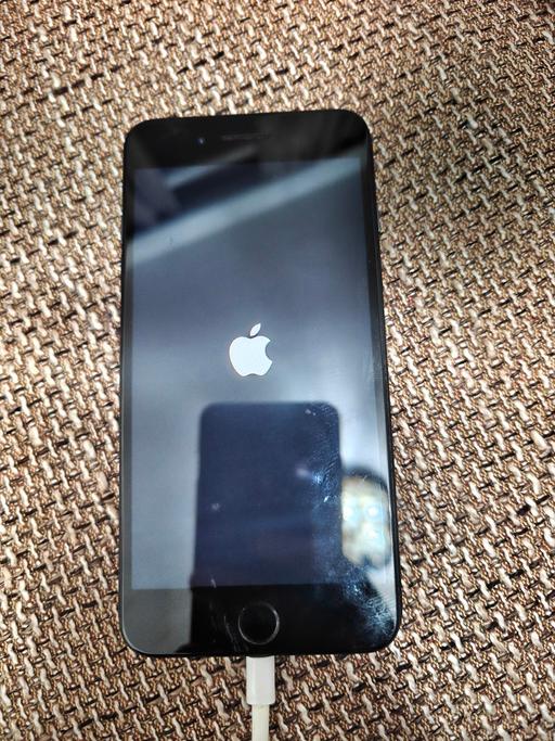Buy & Sell Harrow Weald Harrow - Photos for Iphone 8 plus for spares or repairs parts