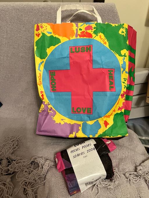 Buy & Sell Easington Lane Sunderland - Photos for Large Bath Bomb From Lush ( New )