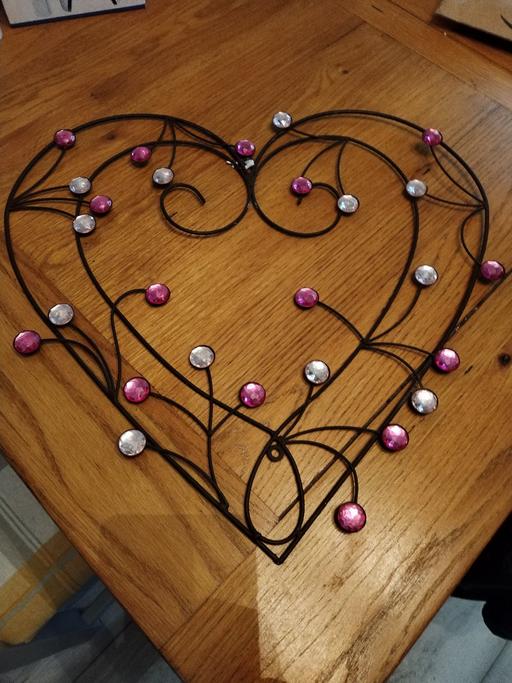 Buy & Sell Thornton-Cleveleys Wyre - Photos for HEART SHAPE WALL ART