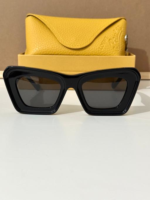 Buy & Sell Watford Three Rivers - Photos for Loewe Beveled Cateye Sunglasses Christmas