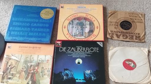 Buy & Sell Langley New Forest - Photos for lot of 78 and LPs for sale