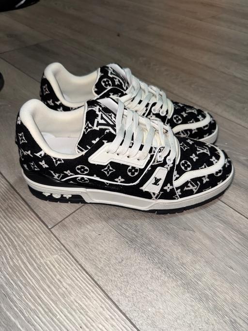 Buy & Sell Wylde Green Birmingham - Photos for LOUIS VUITTON