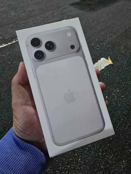 Buy & Sell Netherton Dudley - Photos for iphone 17 pro max