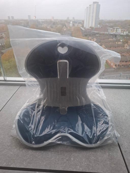 Buy & Sell Devons Road East London - Photos for Ergonomic lumbar support posture corrector ch