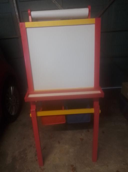Buy & Sell Streetly Walsall - Photos for CHILDS DOUBLE SIDED WOODEN ART EASEL