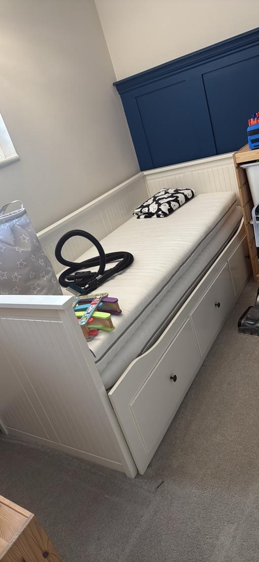 Buy & Sell Romford Havering - Photos for IKEA HEMNES DAY BED