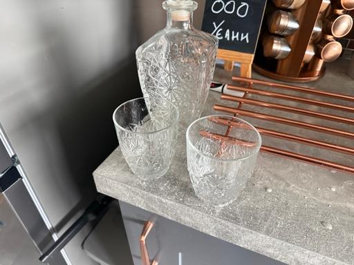 Buy & Sell Langley Eastbourne - Photos for Decanter and 2 glasses