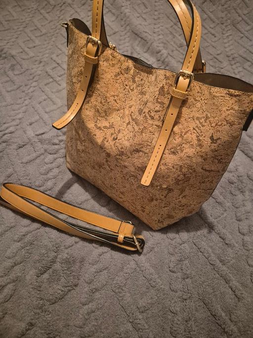 Buy & Sell Fallings Park Wolverhampton - Photos for Bark handbag