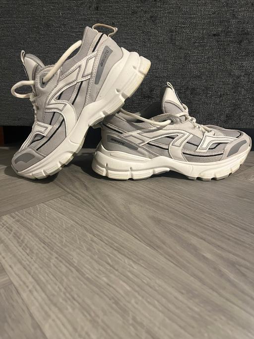 Buy & Sell Edge Hill Liverpool - Photos for Woman’s Axel Arigato UK5