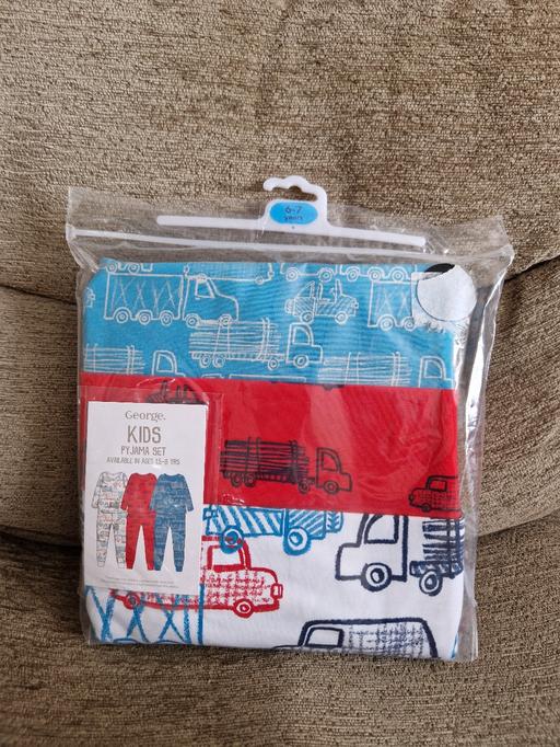 Buy & Sell Ramsgate Thanet - Photos for bn 3pk vehicle pyjamas age 6-7yrs