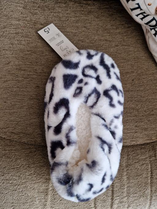 Buy & Sell Ramsgate Thanet - Photos for bn slippers size 3-5