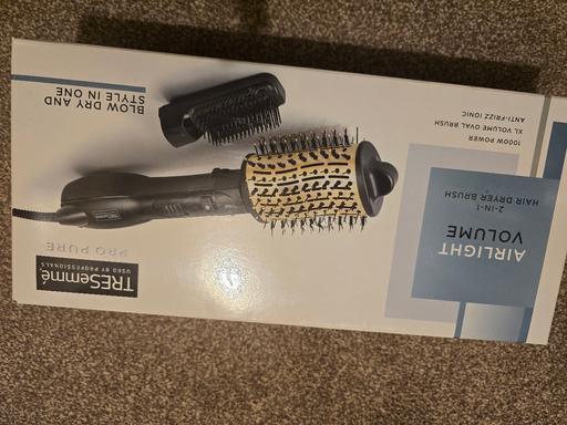 Buy & Sell Weoley Castle Birmingham - Photos for NEW Tresemme blow dry and style in one