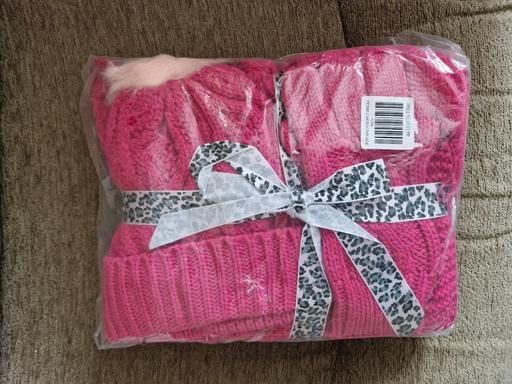 Buy & Sell Ramsgate Thanet - Photos for bn hat,scarf and gloves set