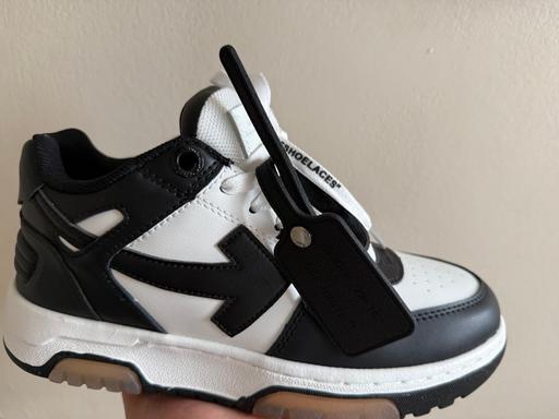 Buy & Sell Ipswich Suffolk - Photos for Off white