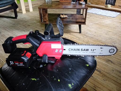 Buy & Sell Beith North Ayrshire - Photos for chainsaw 12