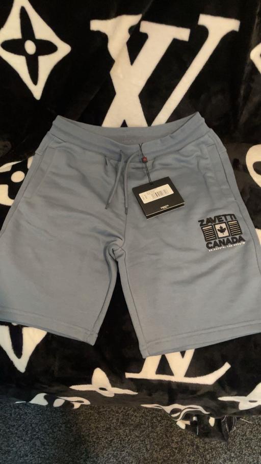 Buy & Sell Waverley Rotherham - Photos for Size 14-15 years