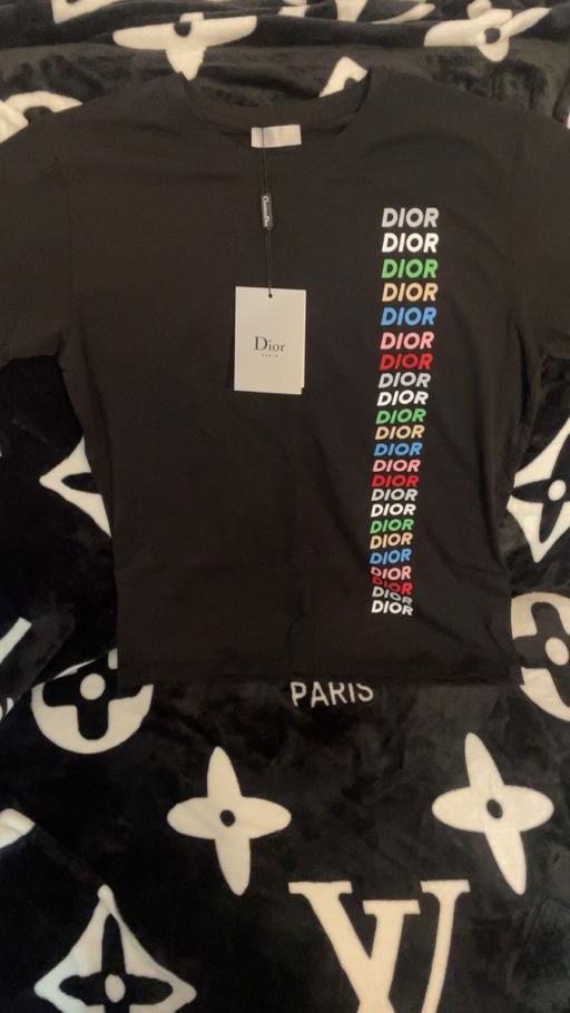 Buy & Sell Waverley Rotherham - Photos for Men’s T-shirt size small