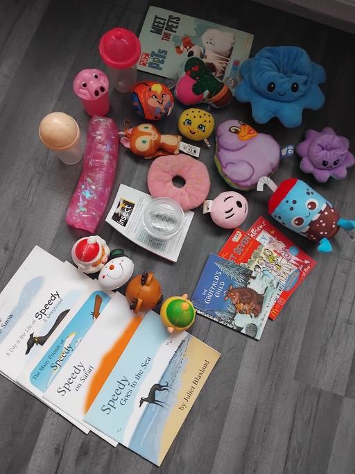 Buy & Sell Stow Heath Wolverhampton - Photos for Toy/Book Bundle.