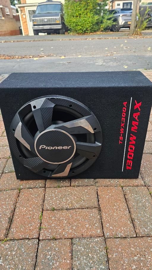 Vehicles Rush Green Barking and Dagenham - Photos for Pioneer Subwoofer TS-WX300A