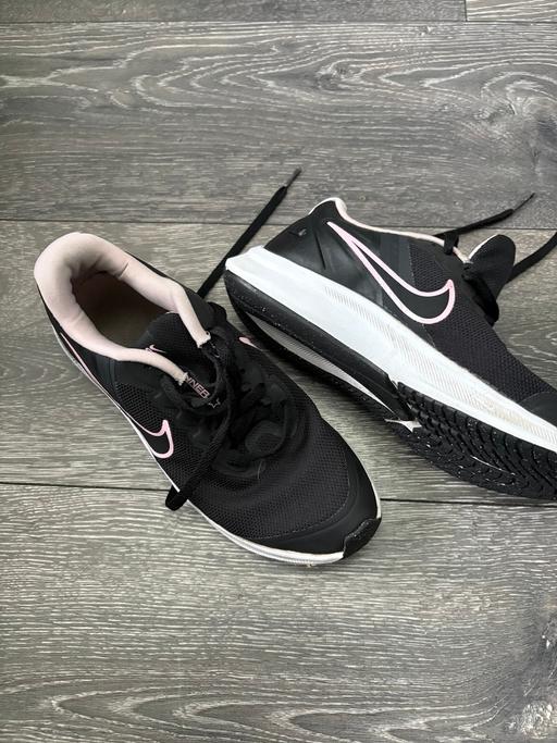 Buy & Sell Woodsetton Dudley - Photos for Girls Nike trainers