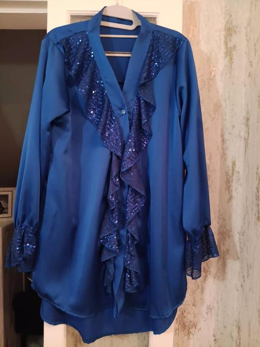 Buy & Sell Hornchurch Havering - Photos for Royal blue satin one size blouse