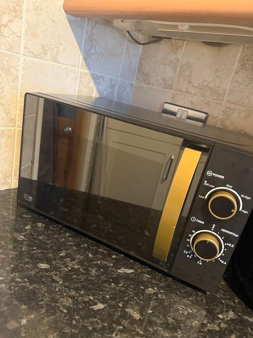 Buy & Sell Marton-in-Cleveland Middlesbrough - Photos for Microwave and toaster