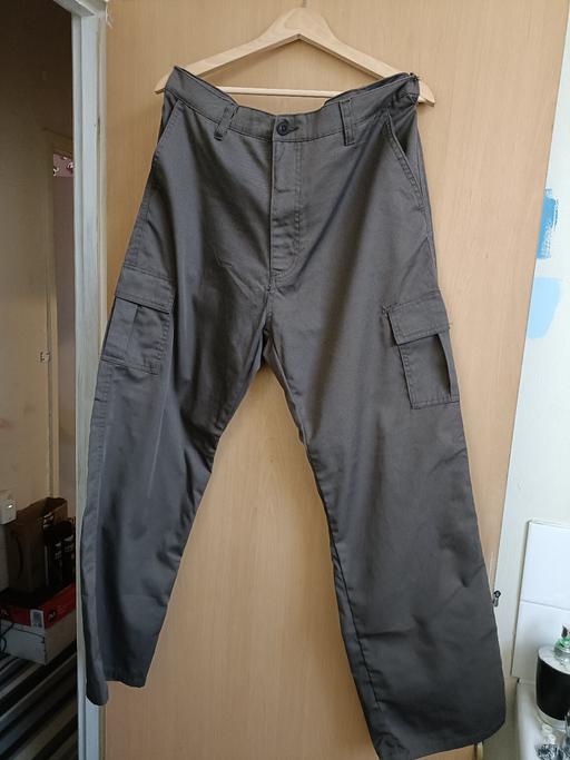 Buy & Sell Kettering North Northamptonshire - Photos for Lee Cooper Cargo trousers W38 L31