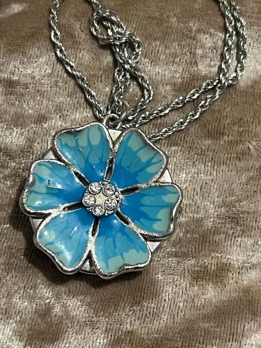 Buy & Sell Rottingdean Brighton - Photos for Lovely vintage Ravel watch necklace