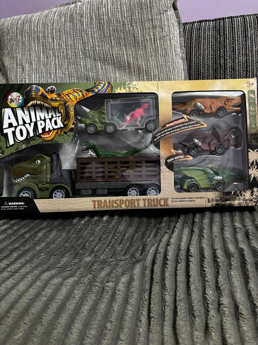 Buy & Sell Norbury South West London - Photos for New animal transporter truck