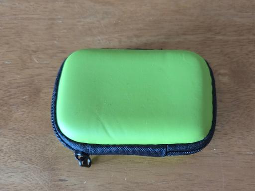 Buy & Sell Garlinge Thanet - Photos for HEADPHONES/ WIRES CASE