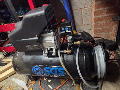 Vehicles Weoley Castle Birmingham - Photos for 50litre compressor