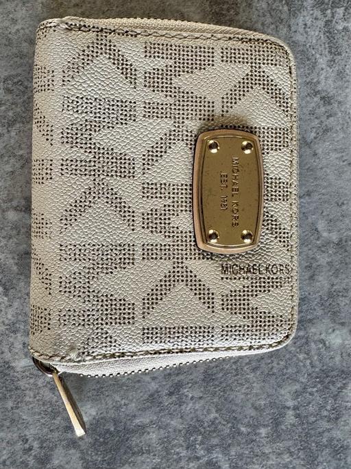 Buy & Sell Old Kent Road South East London - Photos for MK wallet