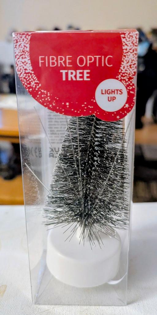 Buy & Sell Georgetown Blaenau Gwent - Photos for 🎄 Christmas small fiber optic tree that flas