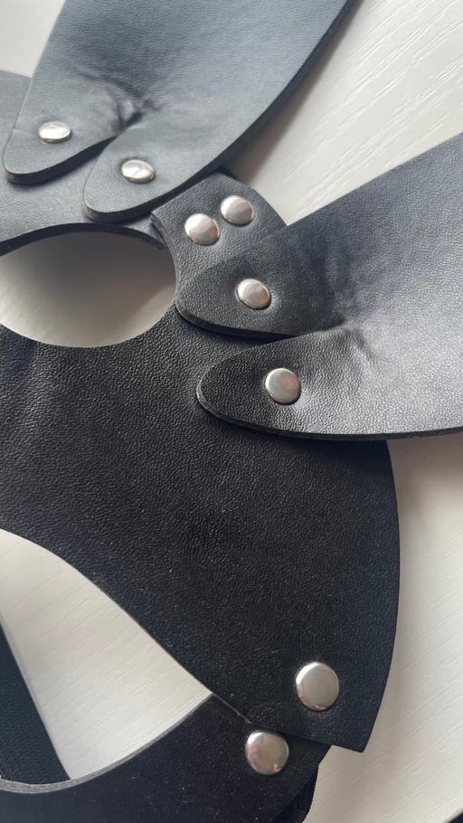 Buy & Sell Earlsfield South West London - Photos for Leather mask