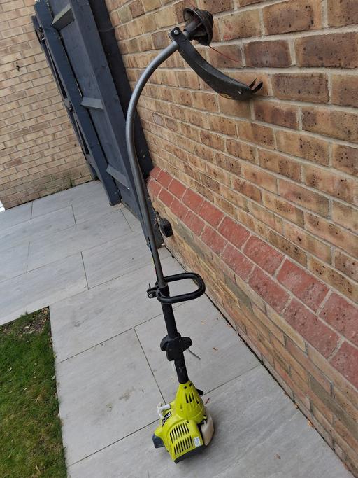 Buy & Sell Langdon Hills Basildon - Photos for Petrol garden strimmer