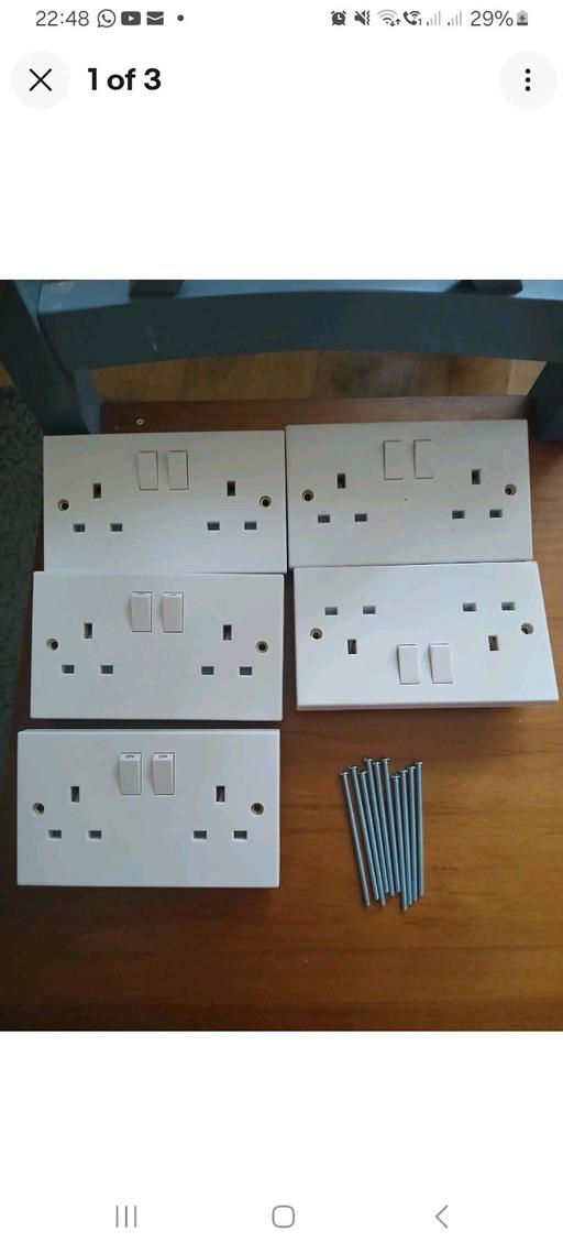 Buy & Sell Temple Fortune North West London - Photos for 5X Wall Socket