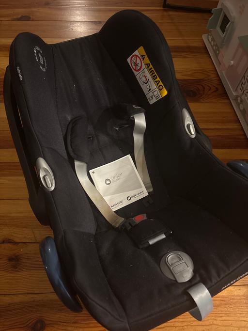 Buy & Sell Tottenham Green North London - Photos for Maxi cosy car seat with additional bits