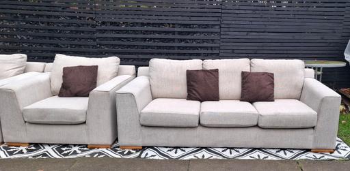 Buy & Sell Bushbury Wolverhampton - Photos for Beige M&S Sofas..3+1+1
