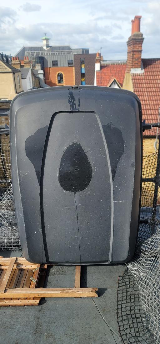 Vehicles Clapham South West London - Photos for Roof Bars and box bmw520